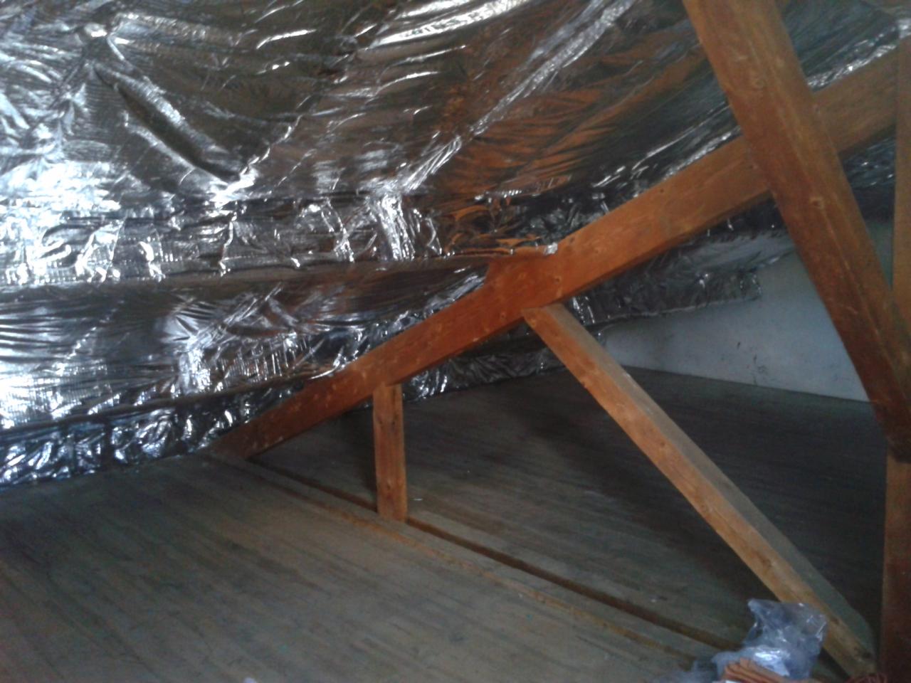Isolant mince sous toiture