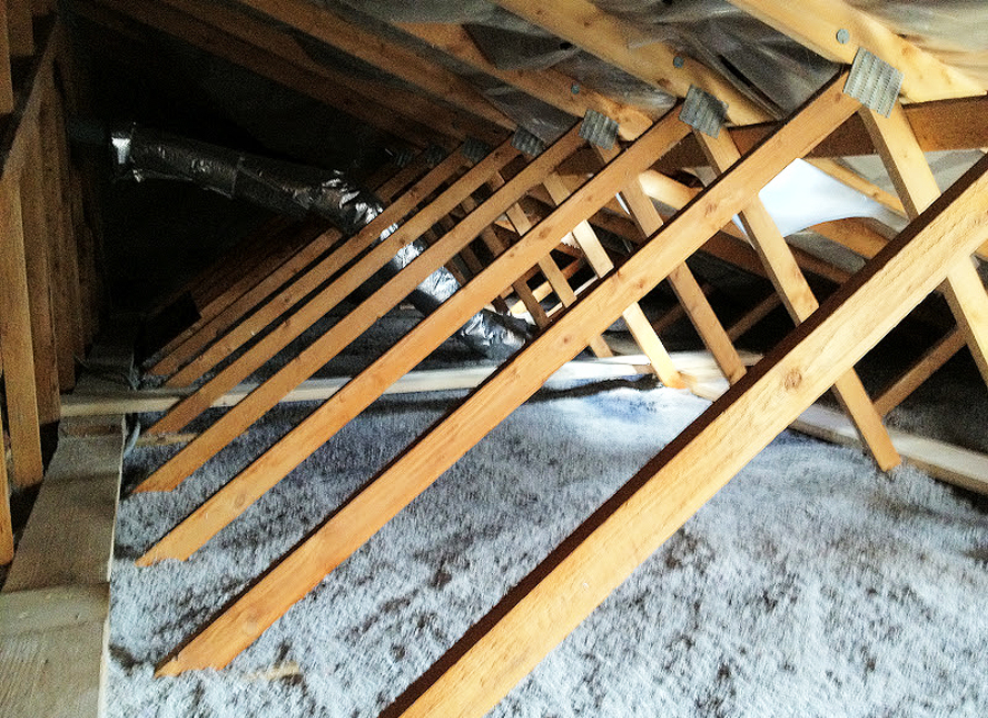 Isolation de combles perdus par soufflage