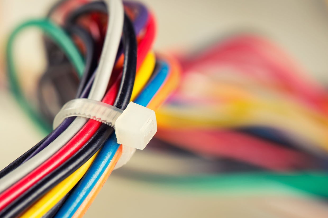 Schema electrique l n couleur