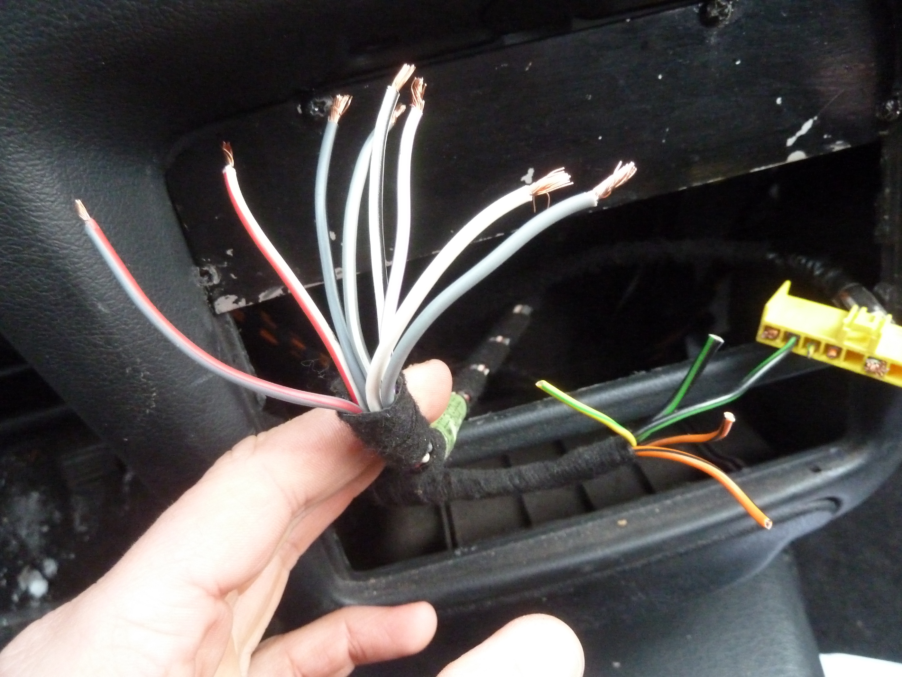 Schema electrique autoradio ford mondeo