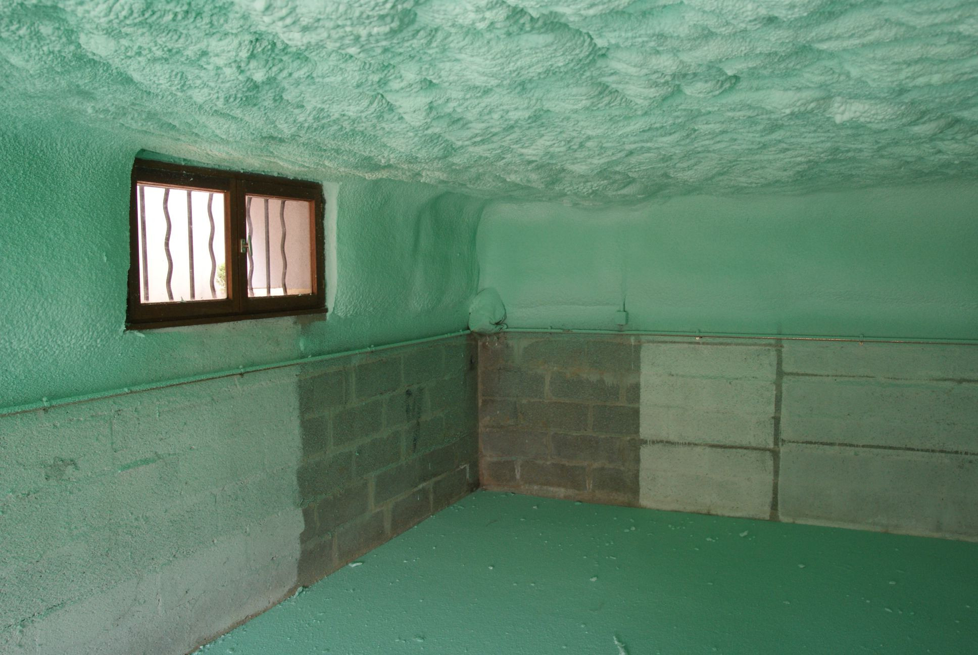 Isolation plafond cave polystyrene extrude