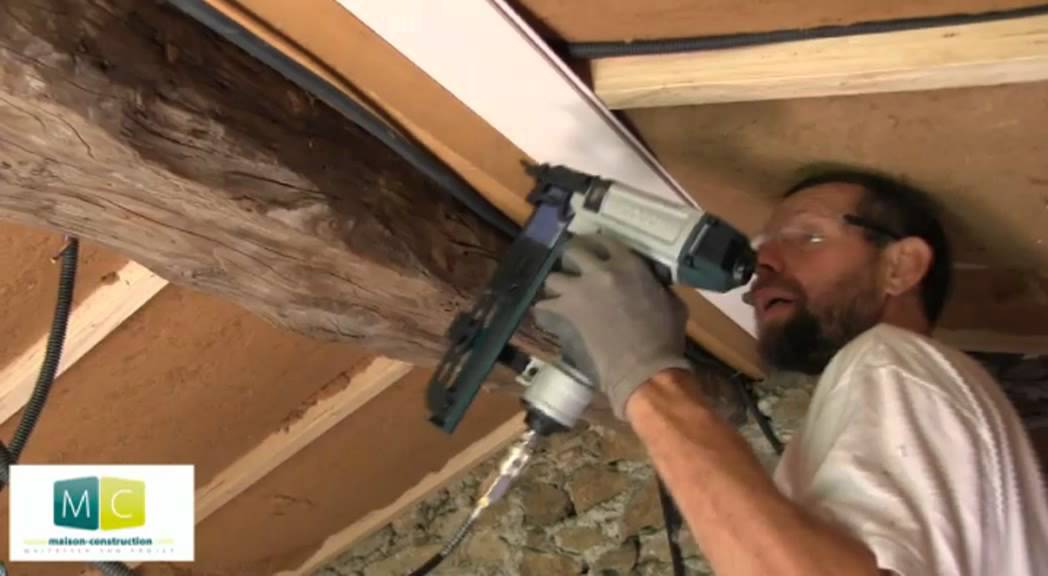 Isolation plafond lambris